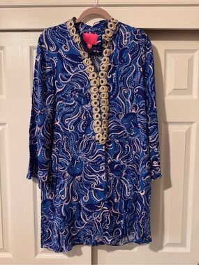 Lilly Pulitzer Blue and Pink Printed Tunic with Gold Embellishment